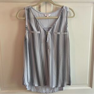 Candie’s y2k light blue tank top